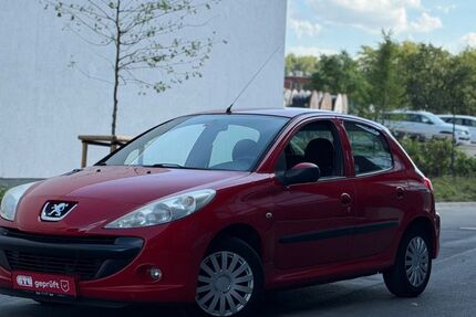 Peugeot 206 128.557 km 2.500 &euro; Essen 45145