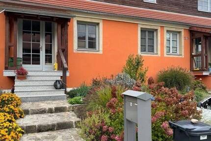 Haus Pirna ot Graupa Graupa - 5 Zimmer, 195 m&sup2;, 1.950&euro; | Angebot:26827048