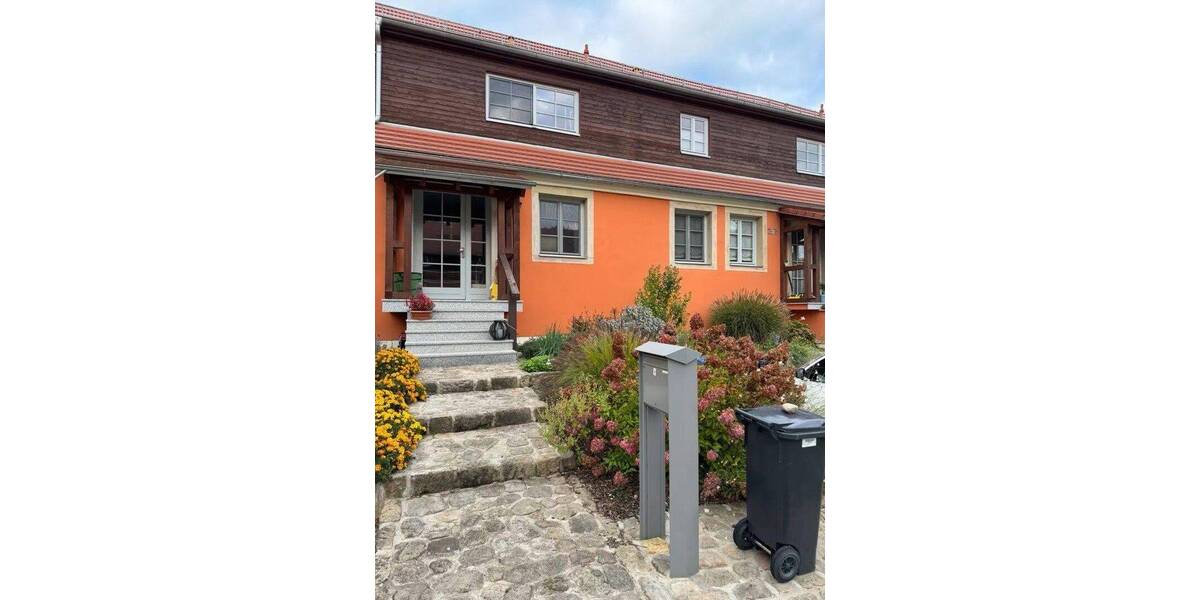 Reihenmittelhaus Pirna ot Graupa Graupa - 5 Zimmer, 195 m&sup2;, 1.950&euro; | Angebot:26827048