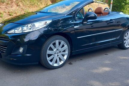 Peugeot 207 103.500 km 4.300 &euro; Herborn-Burg 35745
