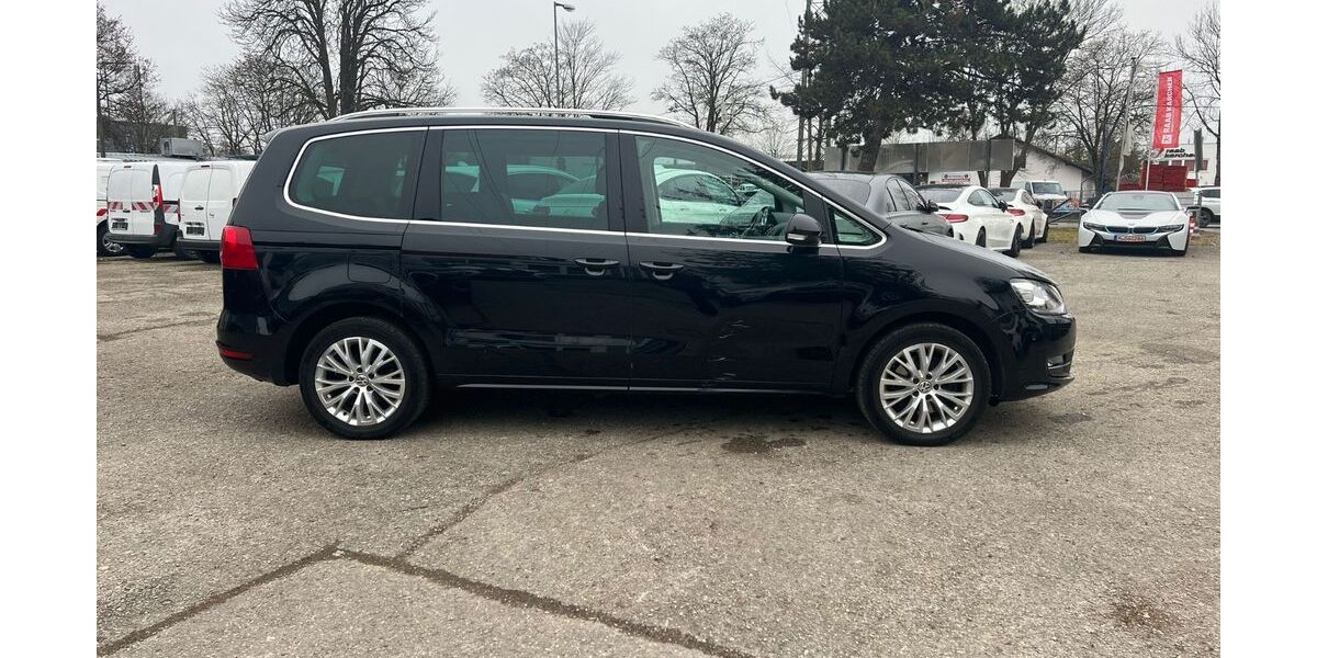 VW Sharan 195.000 km 15.900 &euro; München 81243