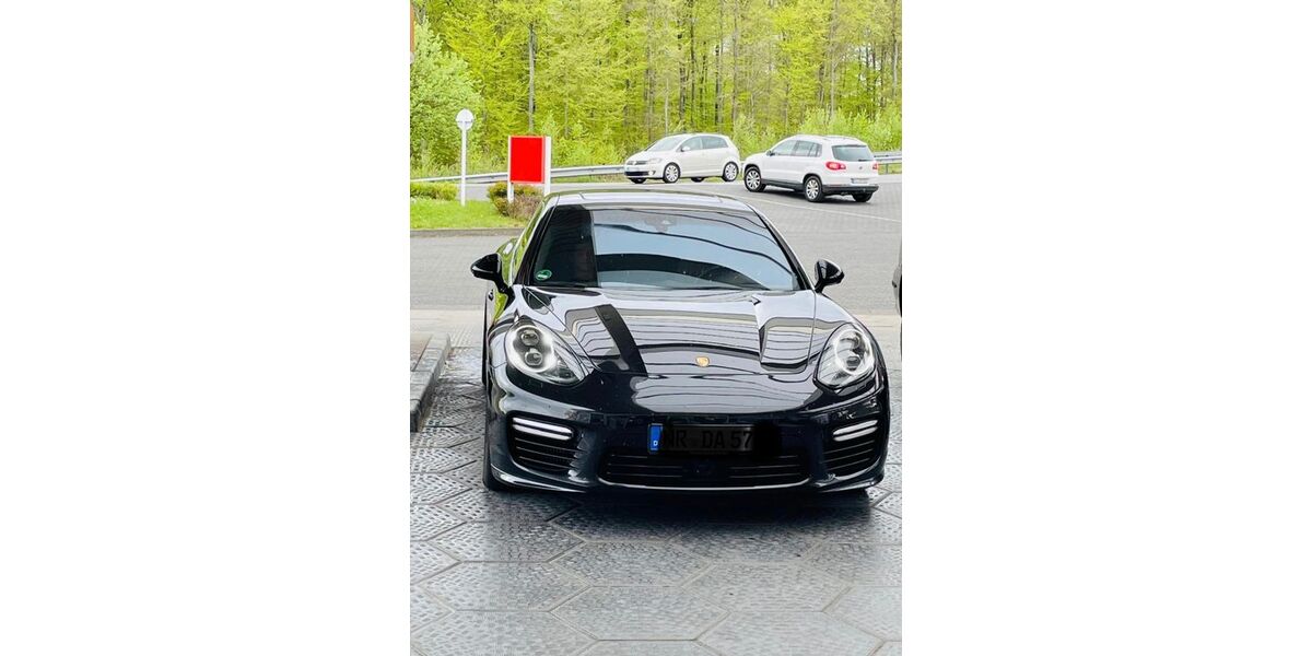 Porsche Panamera 211.000 km 4.950 &euro; Neuwied 56566