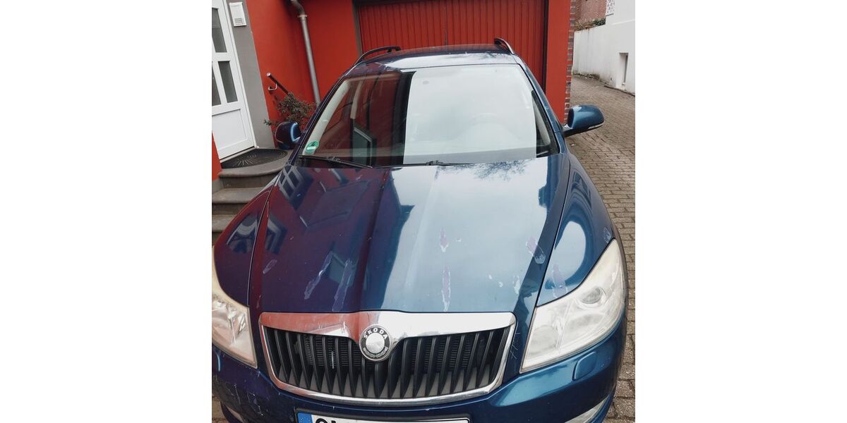 Skoda Octavia 213.000 km 2.100 &euro; Oldenburg 26121