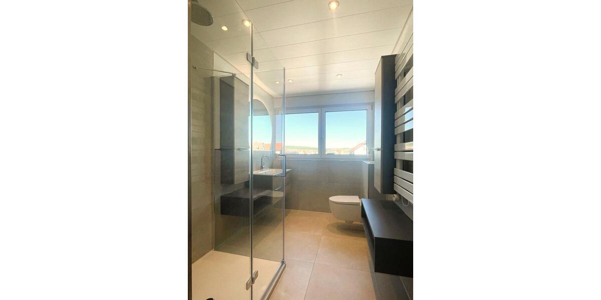 Dachgeschoßwohnung Sennfeld - 4 Zimmer, 88 m&sup2;, 1.100&euro; | Angebot:26385686