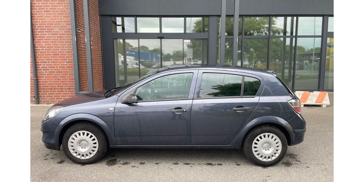 Opel Astra 193.000 km 1.849 &euro; Lübeck 23560