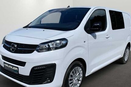 Opel Vivaro 12.000 km 26.990 &euro; München 80339