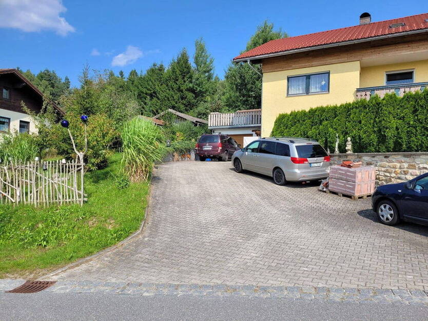 Grosses Landhaus im bayerischen Wald zu verkaufen Landkreis Regen 1 zimmer