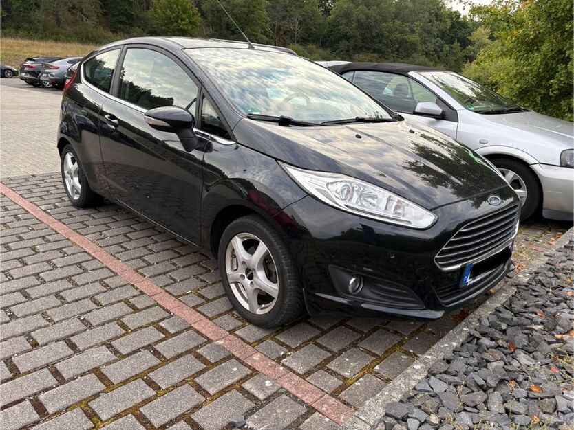 Ford Fiesta 170.000 km 4.990 € Dillenburg 35685