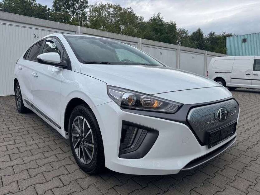 IONIQ