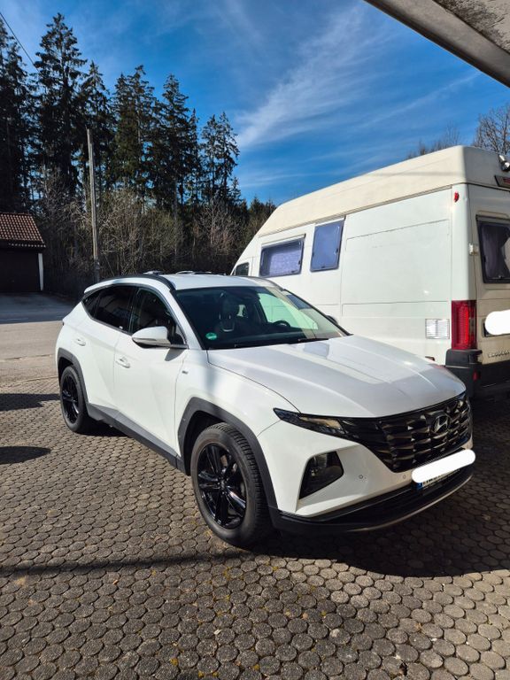 Hyundai TUCSON 67.390 km 23.550 € Haag 83527