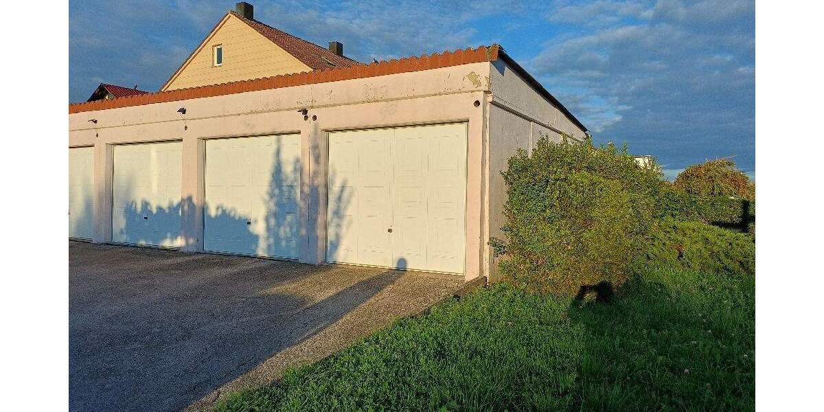 Mehrfamilienhaus, Wohnhaus Herrieden - 8 Zimmer, 172 m&sup2;, 478.000&euro; | Angebot:25701002