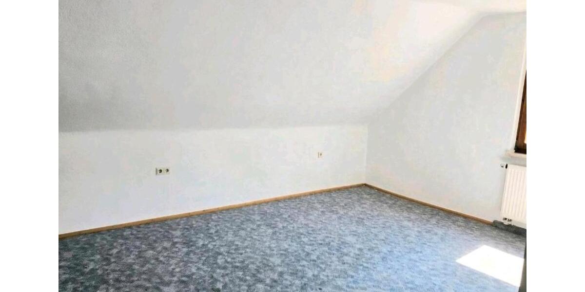 Etagenwohnung Oberviechtach - 1 Zimmer, 16 m&sup2;, 150&euro; | Angebot:26416485