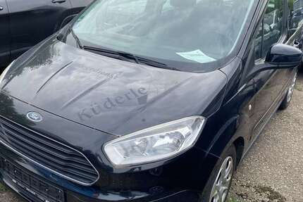 Ford Tourneo Courier 125.000 km 7.900 € Freiburg 79115