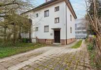 Haus zum Kaufen in Regensburg 1.100.000 € 200 m²