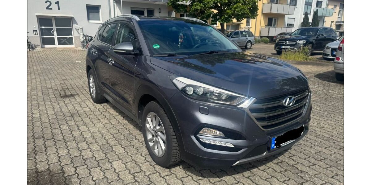 Hyundai TUCSON 137.000 km 13.000 &euro; Altrip 67122