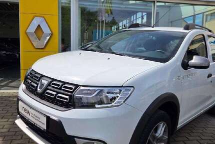 Dacia Sandero 74.364 km 7.990 &euro; Lichtenfels 96215