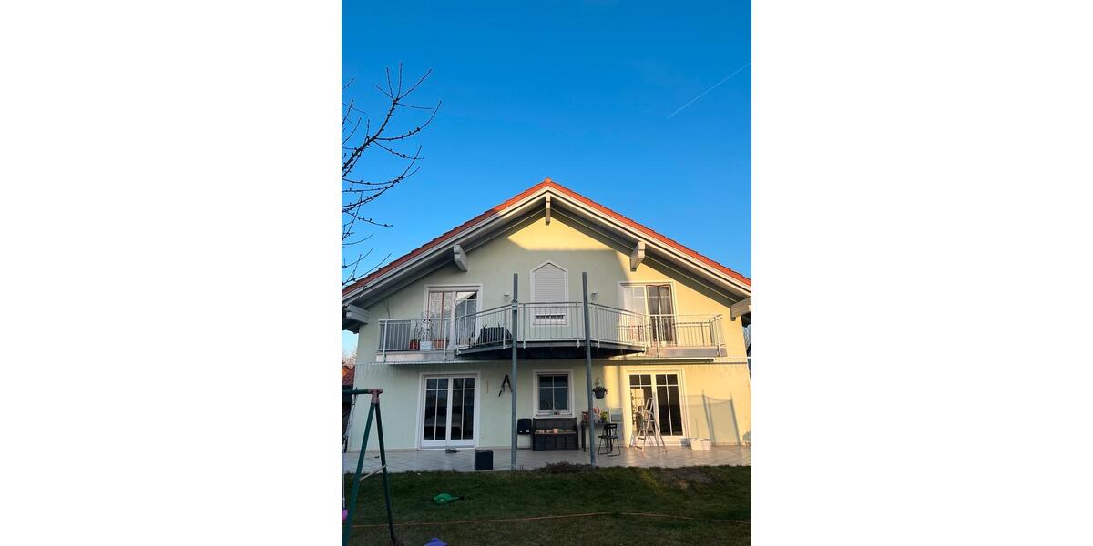 Dachgeschoßwohnung Wallersdorf - 4 Zimmer, 100 m&sup2;, 800&euro; | Angebot:25396603