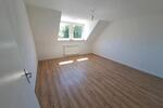 Bungalow Landau in der Pfalz - 8 Zimmer, 219 m&sup2;, 2.750&euro; | Angebot:26445773