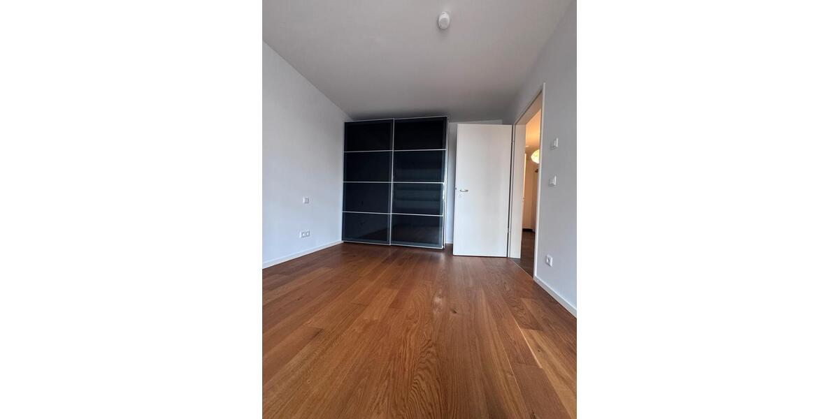 Erdgeschoßwohnung München Sendling-Westpark - 3 Zimmer, 85 m&sup2;, 2.500&euro; | Angebot:25046182