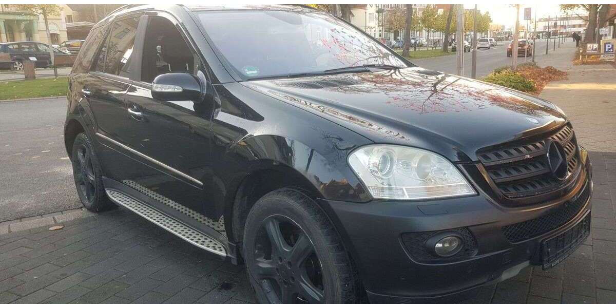 Mercedes-Benz ML 320 244.071 km 7.850 &euro; Detmold 32756