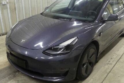 Tesla Model 3 100.000 km 27.450 &euro; Steinbach-Hallenberg OT Herges-Hallenberg 98587