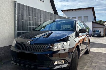 Skoda Fabia 66.500 km 11.300 &euro; Homburg 66424