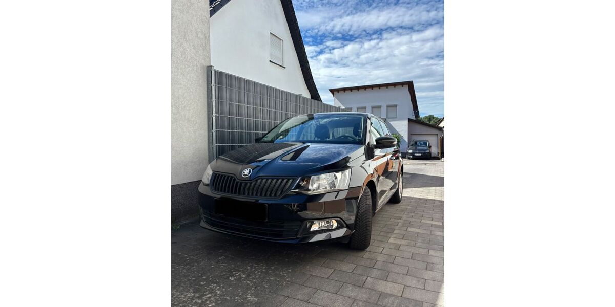 Skoda Fabia 66.500 km 11.300 &euro; Homburg 66424