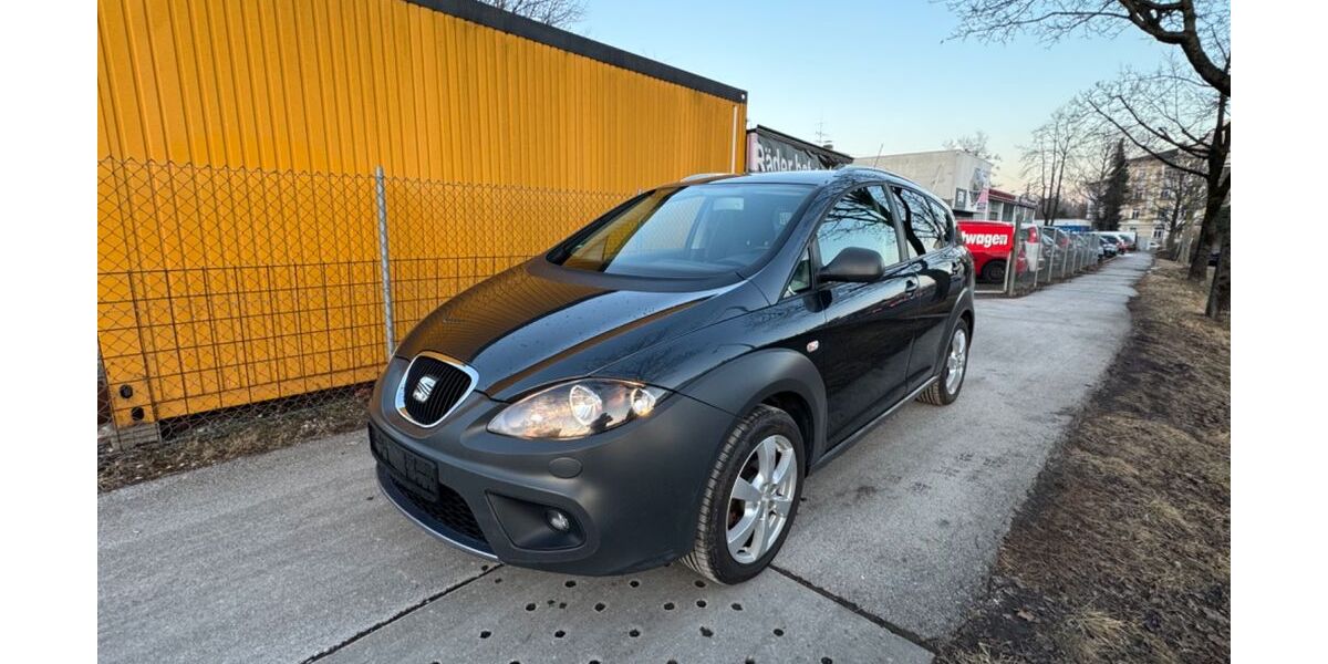 Seat Altea 203.000 km 2.750 &euro; Rosenheim 83026