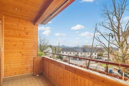 Moderne 3,5-Zimmer-Wohnung mit sonnigem Westbalkon & Einbauküche in ruhiger Lage von Metzingen! 3 zimmer