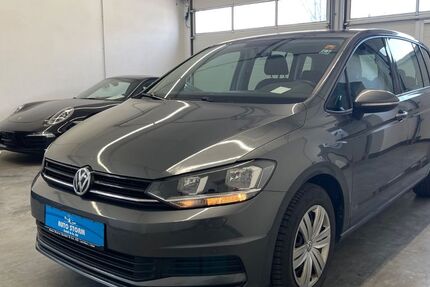 VW Touran 115.500 km 12.499 &euro; Landau a.d.Isar 94405