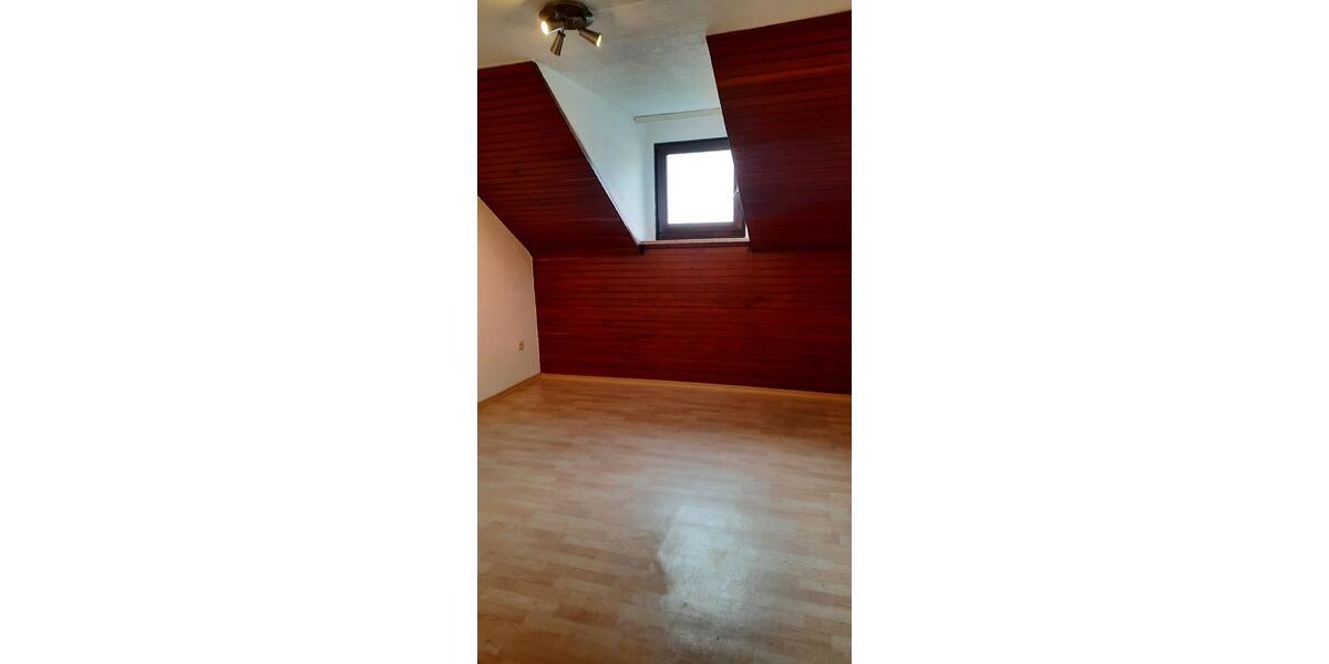 Etagenwohnung Schöllnach - 4 Zimmer, 98 m&sup2;, 622&euro; | Angebot:26639991