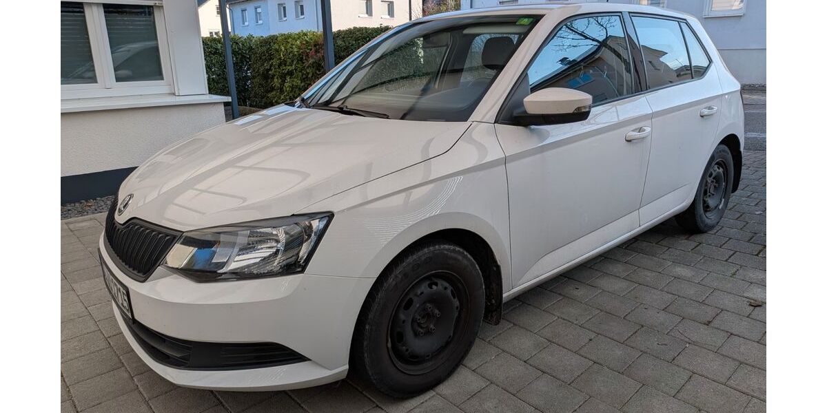 Skoda Fabia 61.300 km 7.499 &euro; Renchen 77871