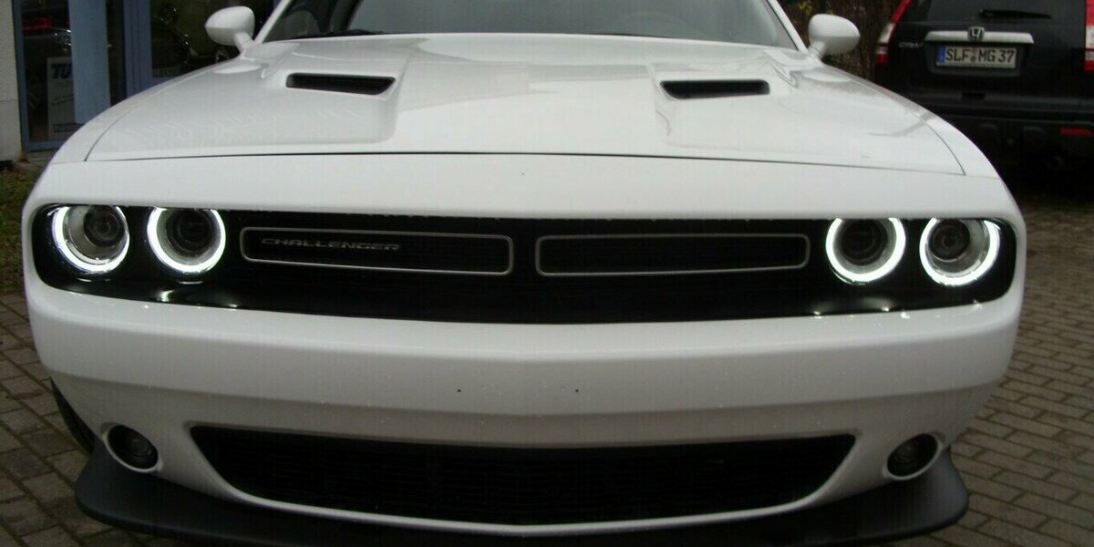 Dodge Challenger 3,6 Leder,Kamera,Sitzheizen 21.000 km 29.990 &euro; Rudolstadt 07407