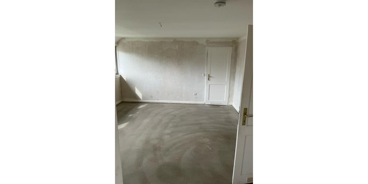 Dachgeschoßwohnung Friedberg (Hessen) - 3 Zimmer, 68 m&sup2;, 671&euro; | Angebot:25498080