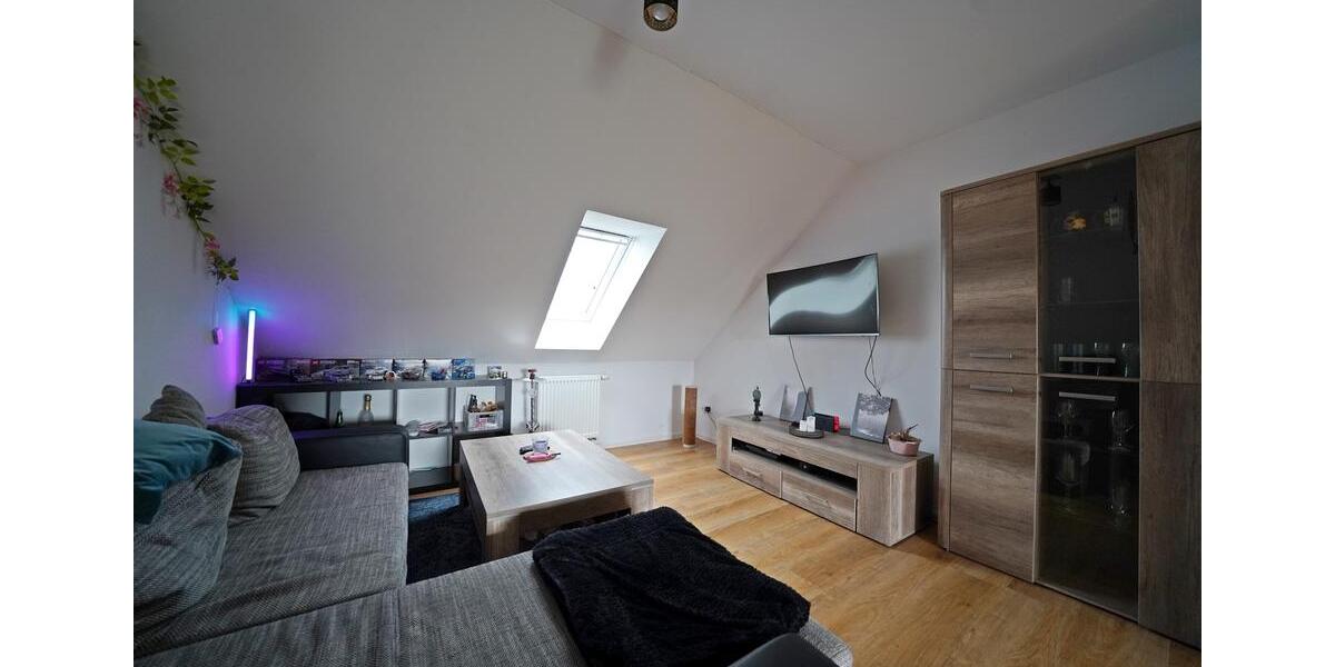 Dachgeschoßwohnung Uplengen - 2 Zimmer, 66 m&sup2;, 580&euro; | Angebot:25238564