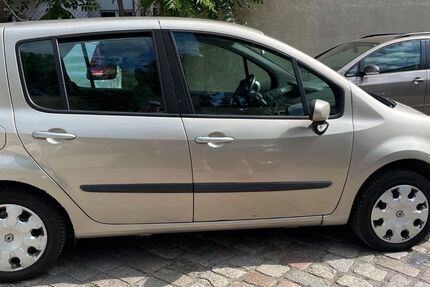 Renault Modus 144.797 km 1.299 &euro; Berlin 13359