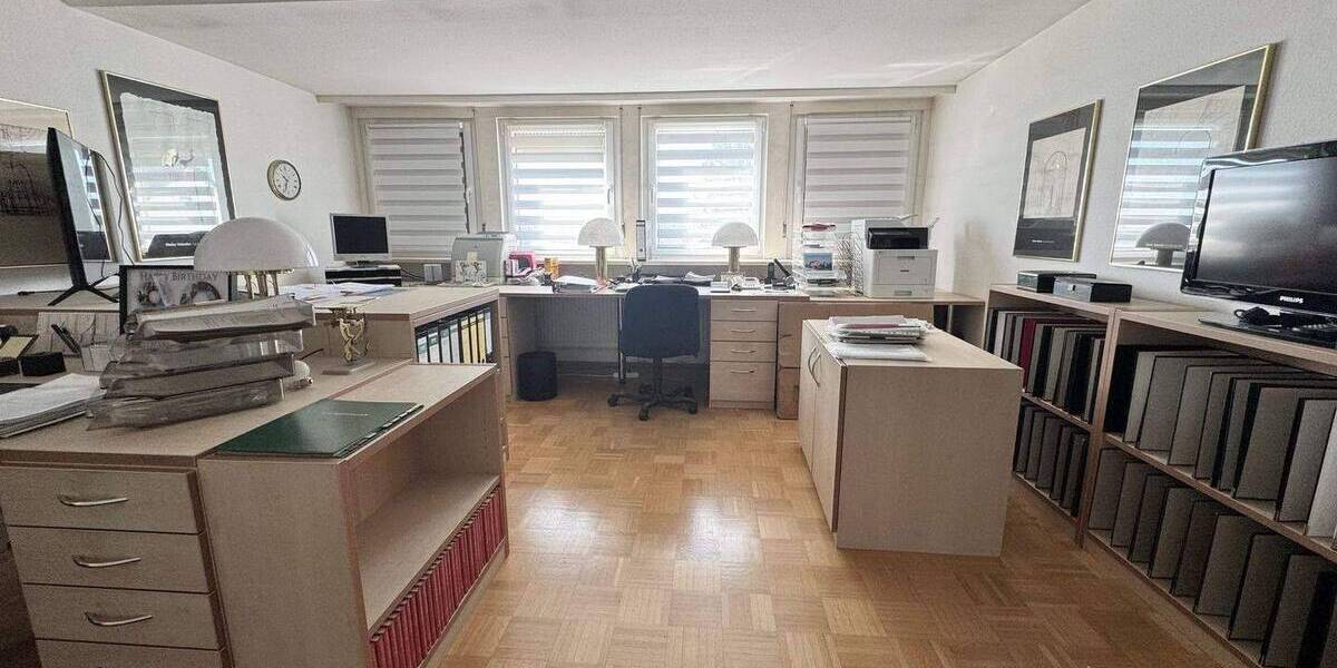Einfamilienhaus Cadolzburg - 6 Zimmer, 217 m&sup2;, 1.950&euro; | Angebot:26908578