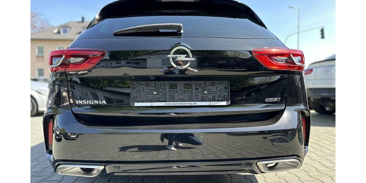 Opel Insignia B Sports Tourer GSi 4x4 / Headup / Pano 140.000 km 12.900 &euro; Mönchengladbach 41066