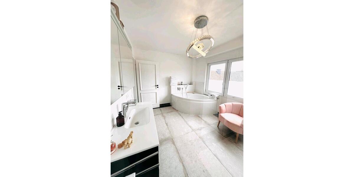 Terrassenwohnung Herzogenrath - 3 Zimmer, 200 m&sup2;, 1.200&euro; | Angebot:26351725