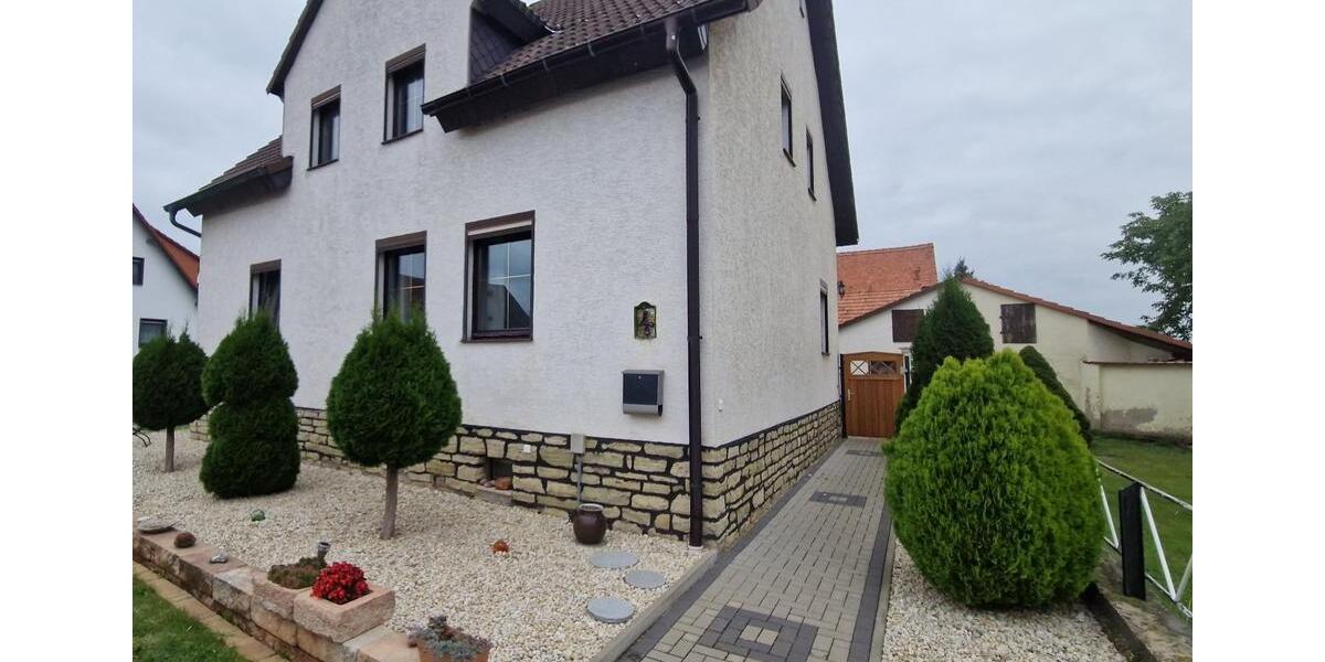 Einfamilienhaus Roßleben-Wiehe Wiehe - 250.000&euro; | Angebot:23297794