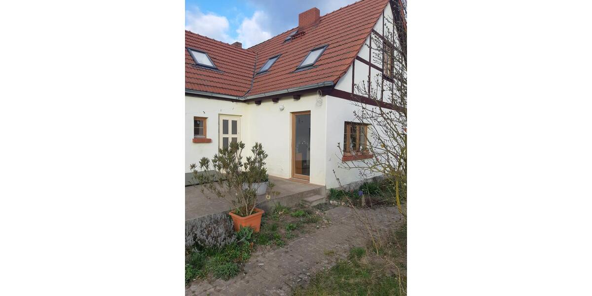 Doppelhaushälfte Brüssow - 4 Zimmer, 100 m&sup2;, 198.000&euro; | Angebot:19030335