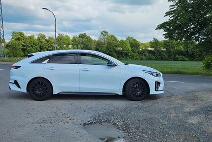 Kia pro ceed / ProCeed 63.000 km 17.250 &euro; Wolfenbüttel 38300