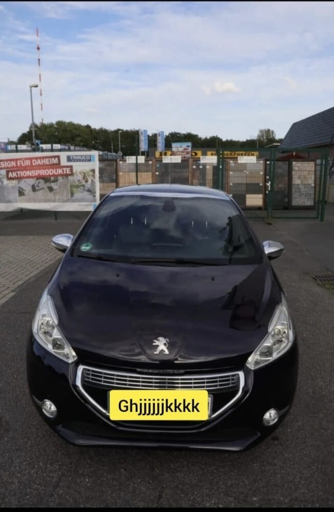 Peugeot 208 98.800 km 8.999 € Aurich 26603