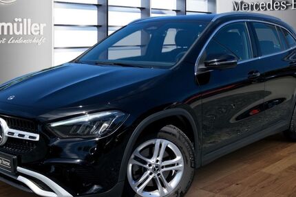 Mercedes-Benz GLA 200 9.861 km 35.880 &euro; Dörfles-Esbach 96487