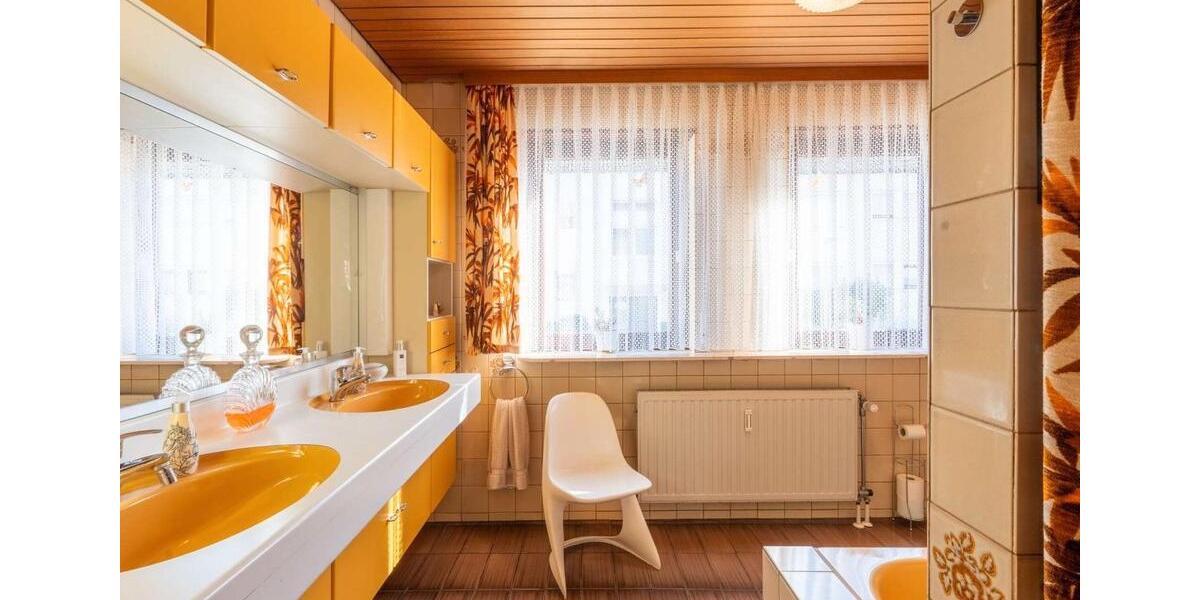 Mehrfamilienhaus, Wohnhaus Mannheim Rheinau - 8 Zimmer, 263 m&sup2;, 619.000&euro; | Angebot:26057572