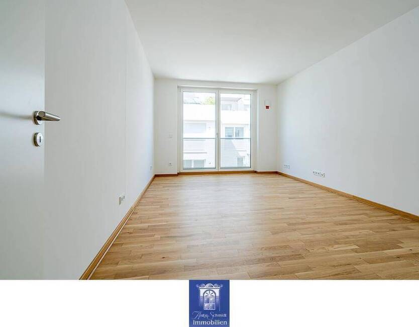 Charmante NeubauWohnung mit hofseitigem Balkon, Fußbodenheizung, EBK, Gäste-WC!