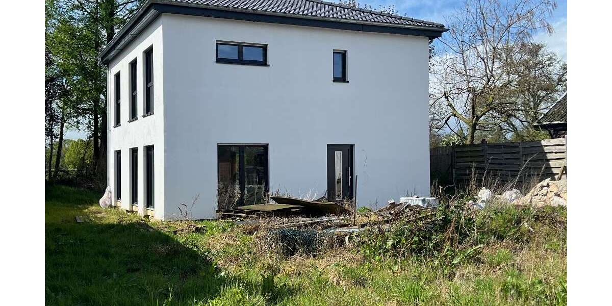 Einfamilienhaus Neuenhaus - 4 Zimmer, 142 m&sup2;, 264.000&euro; | Angebot:25445142