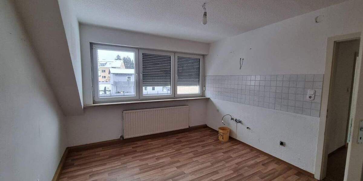 Etagenwohnung Amberg - 3 Zimmer, 70 m&sup2;, 630&euro; | Angebot:26156041