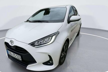 Toyota Yaris 8.500 km 25.490 &euro; Velden 84149