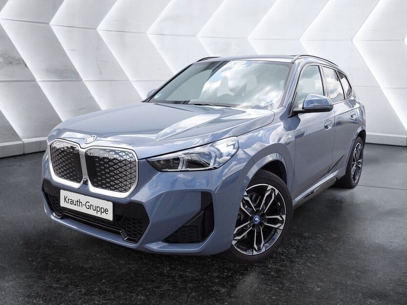 BMW iX1 2.700 km 57.990 € Hockenheim 68766